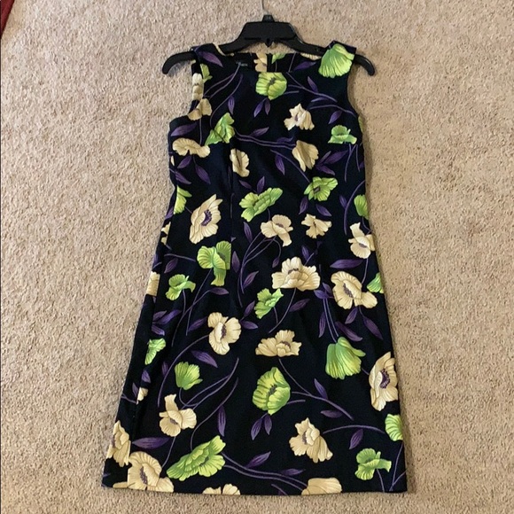 AGB Dress Size 6 Black and Floral - Picture 5 of 11